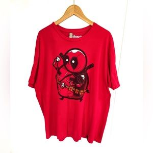 BARELY USED Mens XXL Mens Deadpool Johnny Cupcakes shirt.